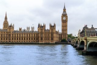 Don’t Let Carers Be Forgotten in Welfare Reform: Carers Trust Speaks Out thumbnail